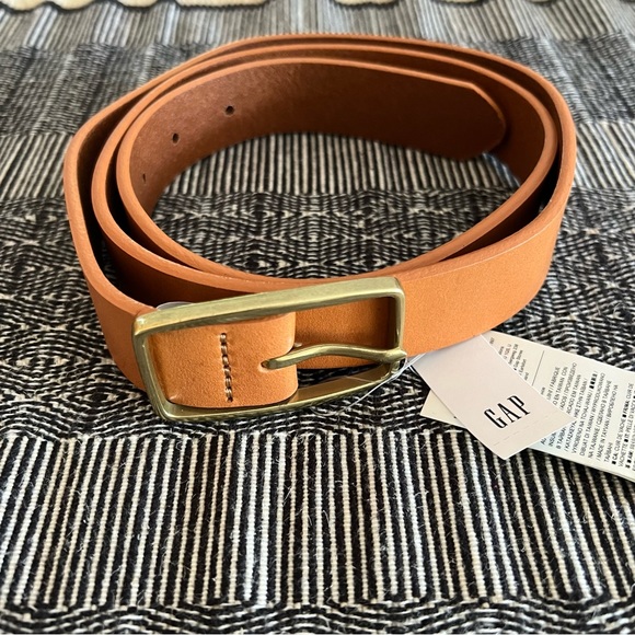 GAP Accessories - NWT Gap Women’s Belt